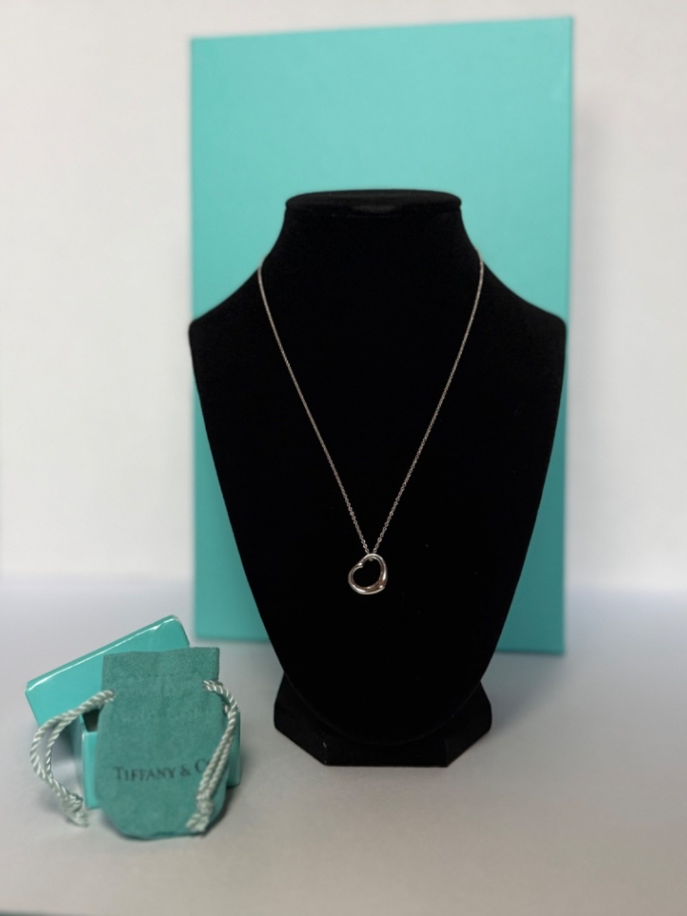 Tiffany & Co Silver Heart Charm Pendant Necklace 16 in Cable Chain Spring Ring - Picture 6 of 12